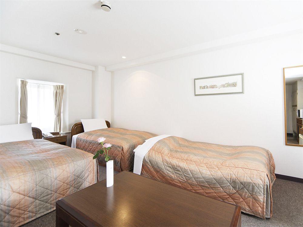 Hotel Mystays Shinsaibashi Osaka Exteriör bild