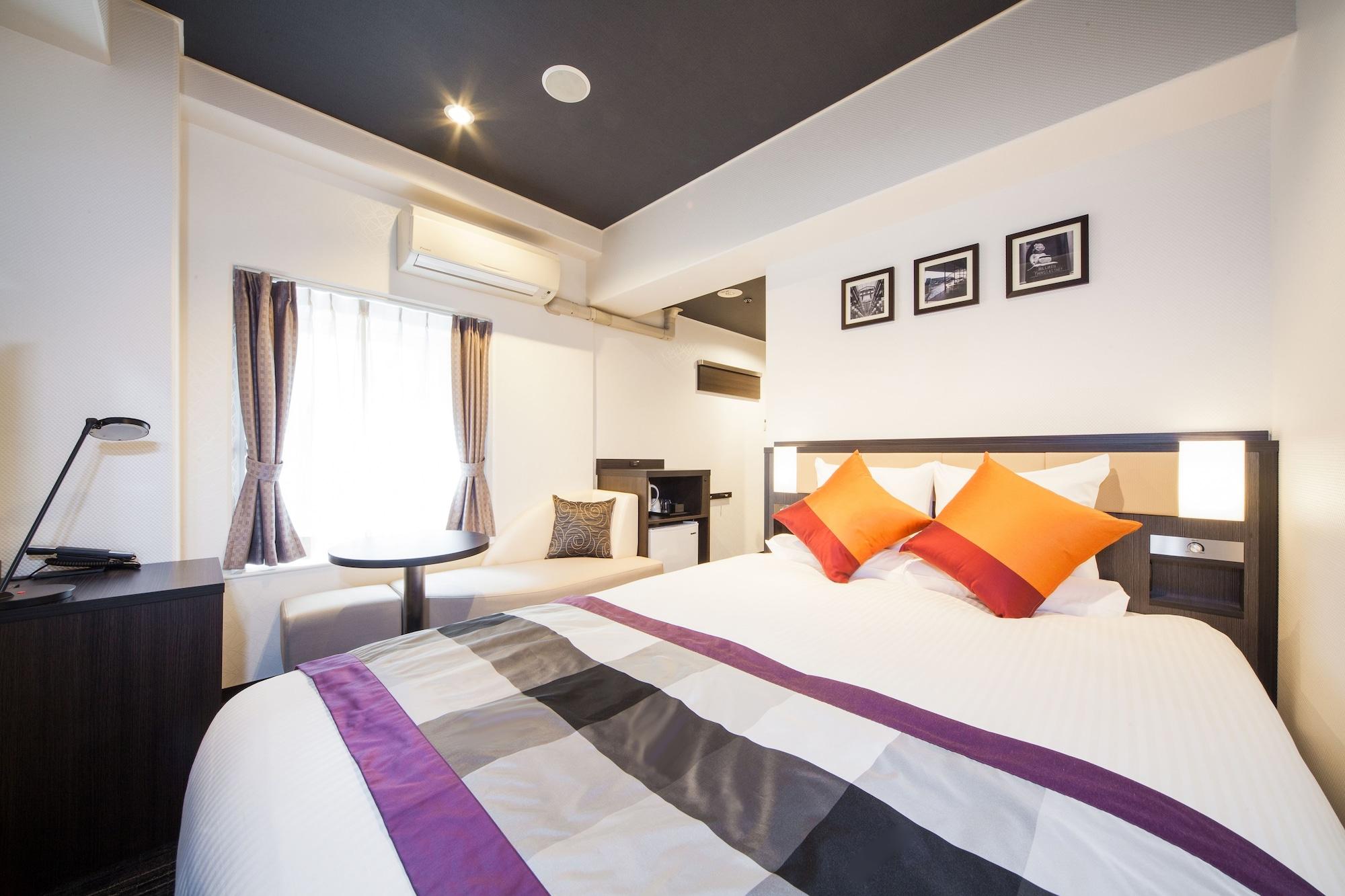Hotel Mystays Shinsaibashi Osaka Exteriör bild