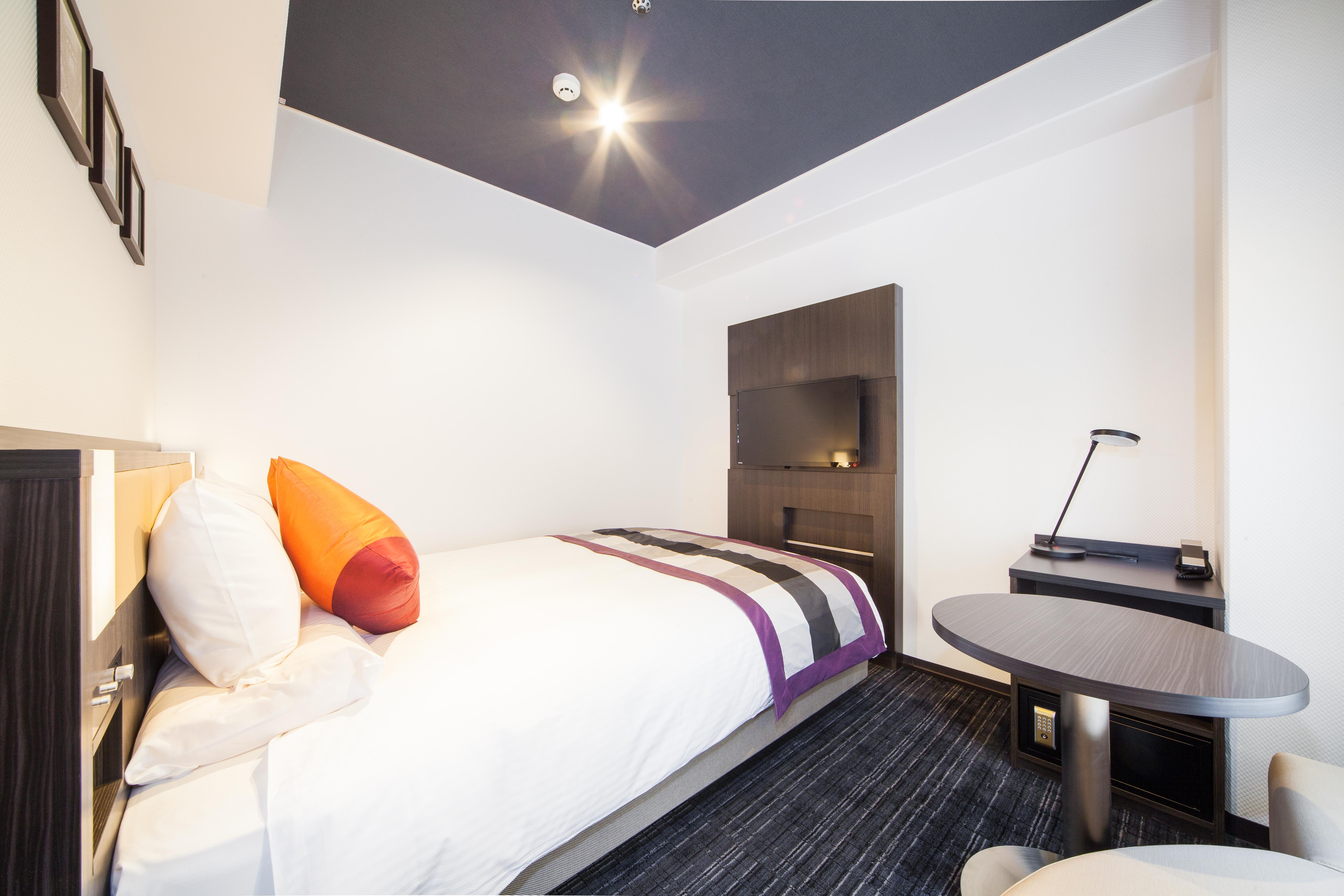 Hotel Mystays Shinsaibashi Osaka Exteriör bild