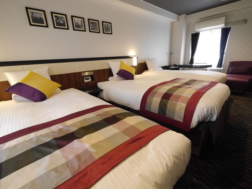 Hotel Mystays Shinsaibashi Osaka Exteriör bild