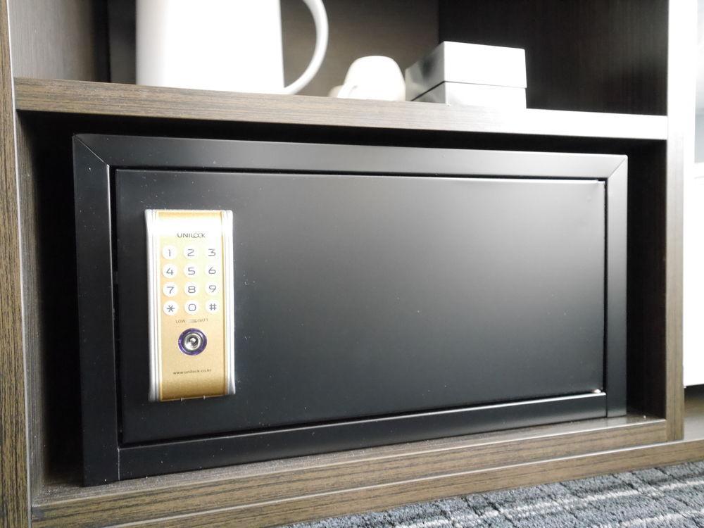 Hotel Mystays Shinsaibashi Osaka Exteriör bild