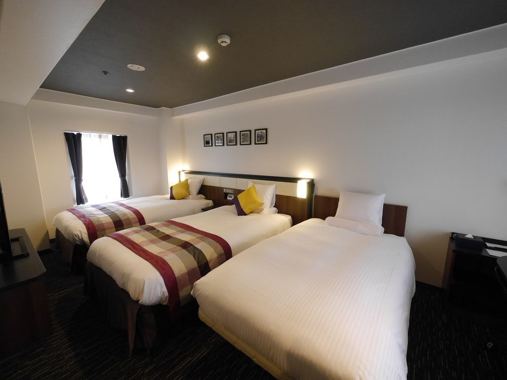Hotel Mystays Shinsaibashi Osaka Exteriör bild