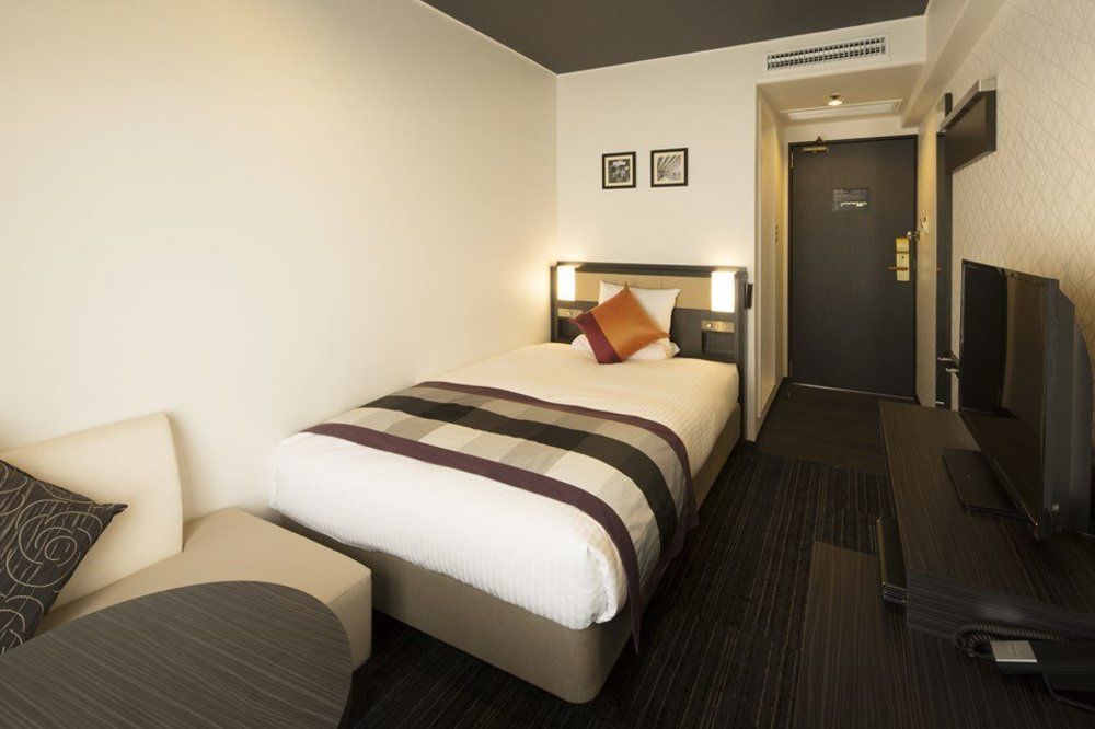 Hotel Mystays Shinsaibashi Osaka Exteriör bild