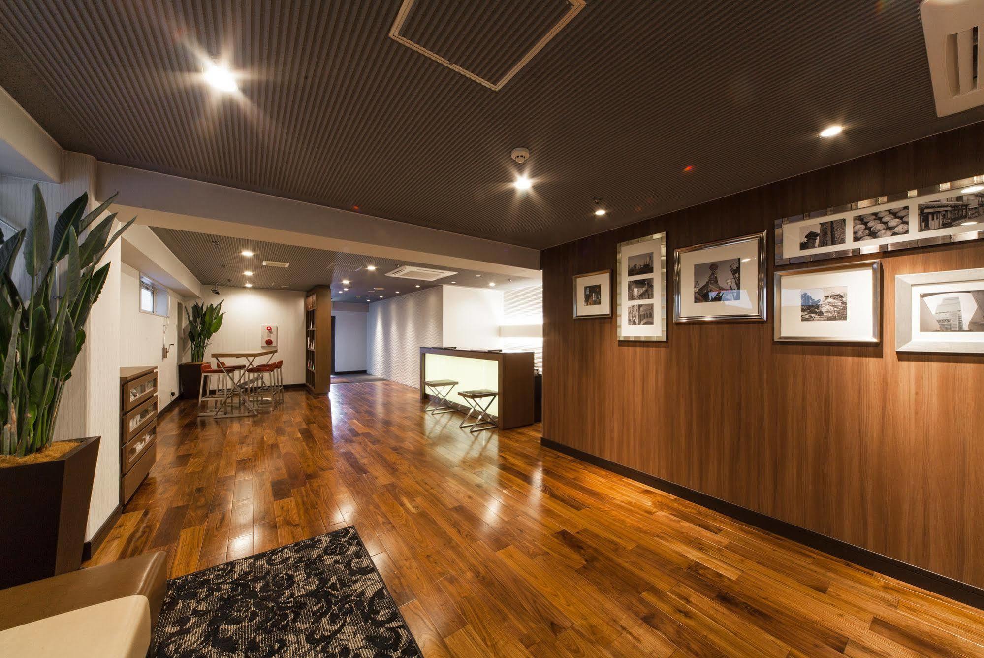 Hotel Mystays Shinsaibashi Osaka Exteriör bild
